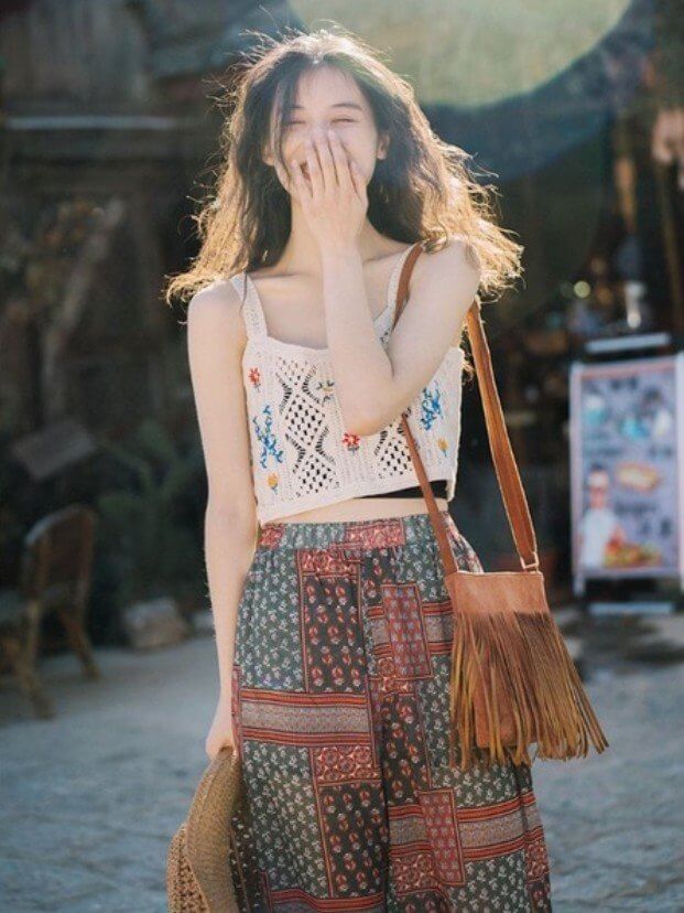 ÁO CROPTOP ĐAN VÀ QUẦN THỔ CẨM BO GẤU BOHEMIAN